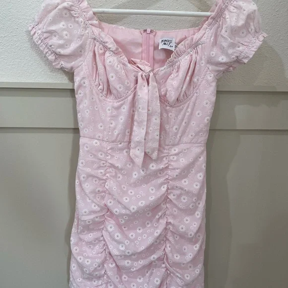 Princess Polly Light Pink Tiny Daisies Print Bow Ruffles  Mini Dress Size 2 - Picture 4 of 8